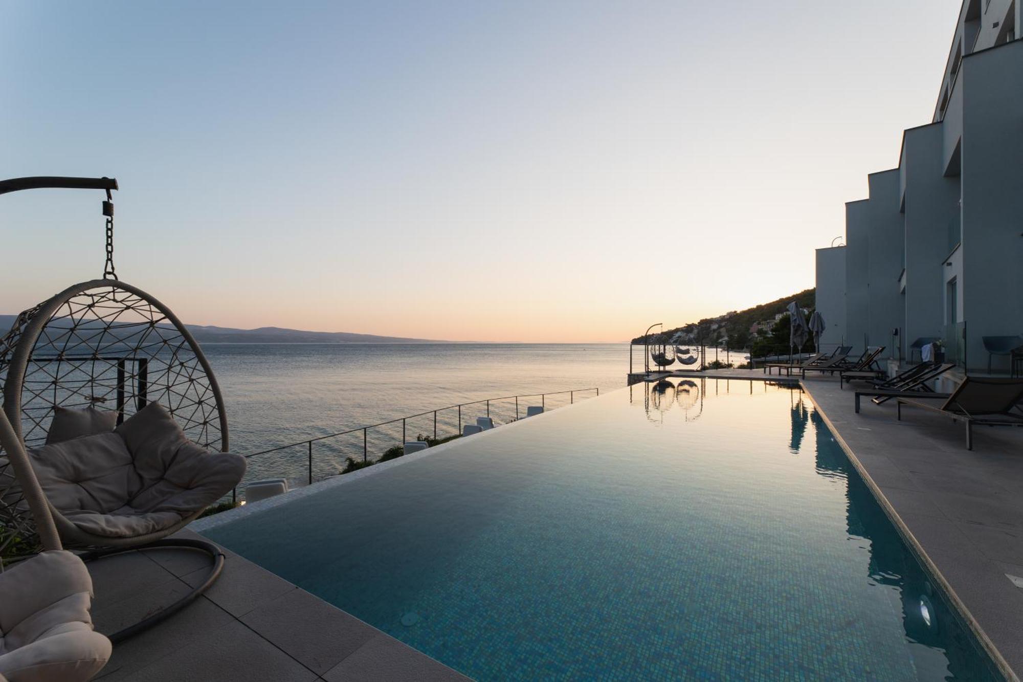 Hotel Saint Hildegard Omiš Exterior foto